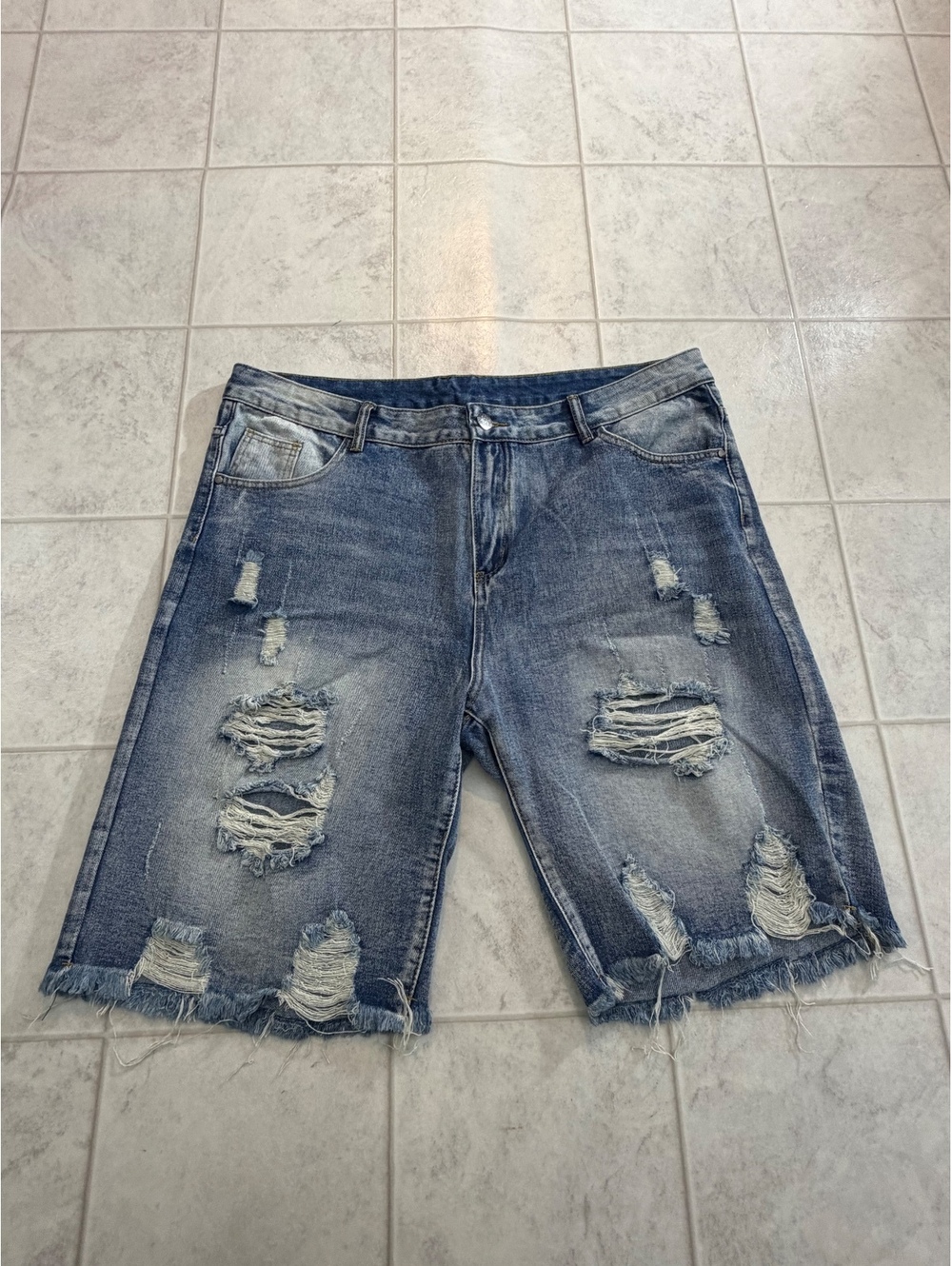 Distressed denim shorts size 40